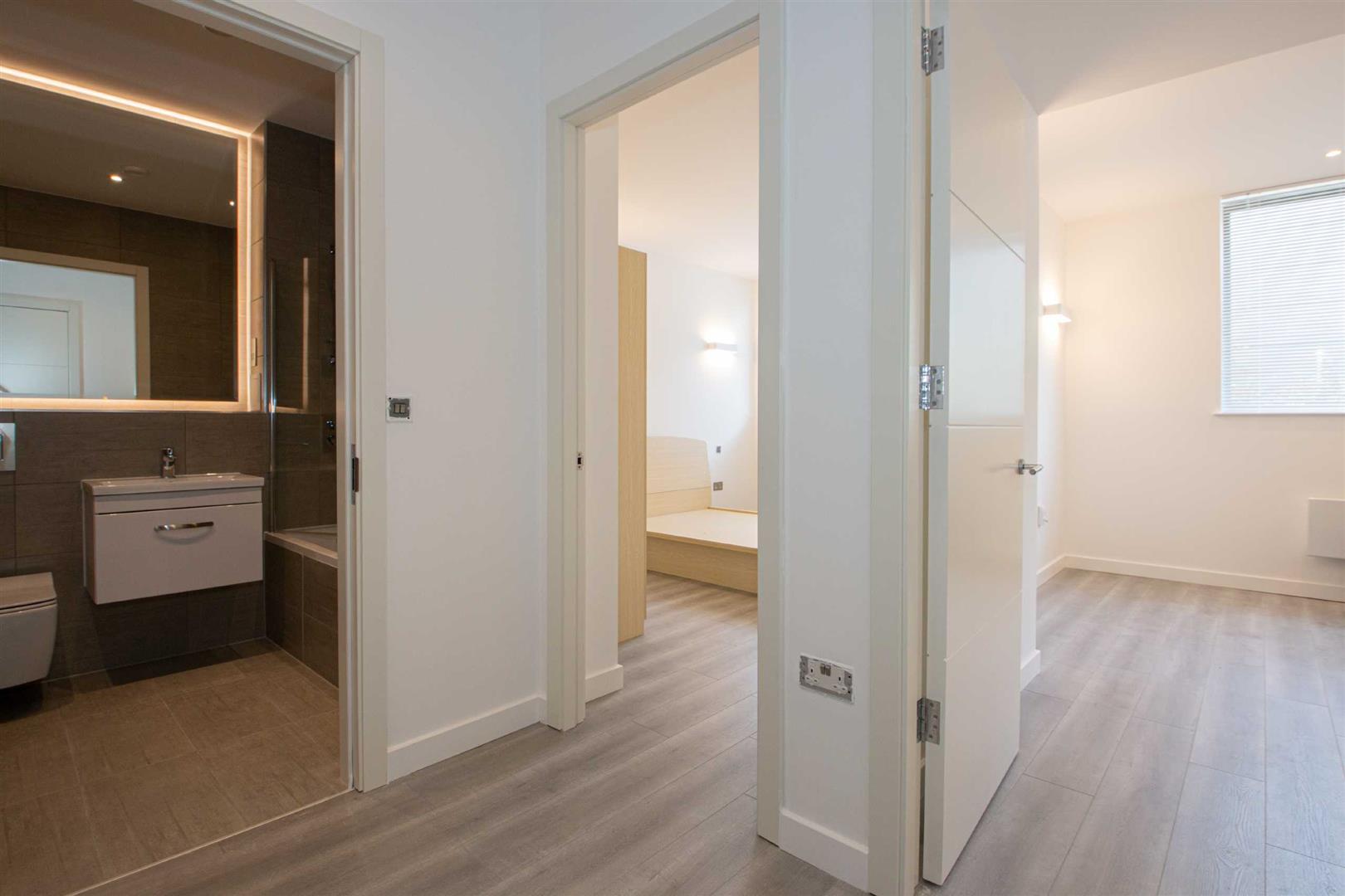 2 Foxhunter Drive, Linford Wood, Milton Keynes